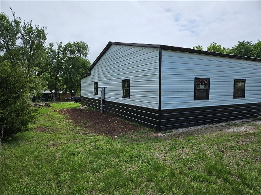 1 Basswood Lane — photo 6