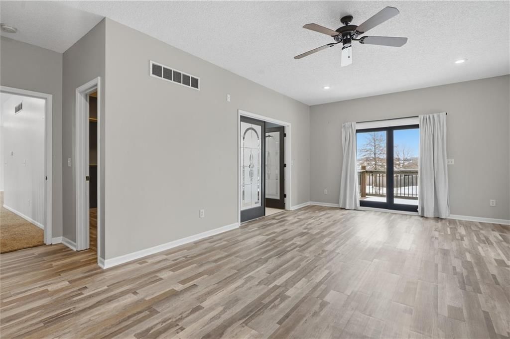 703 SW Longhorn Drive — photo 10