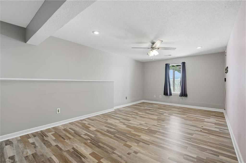 703 SW Longhorn Drive — photo 24