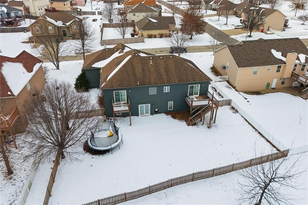 703 SW Longhorn Drive — photo 29