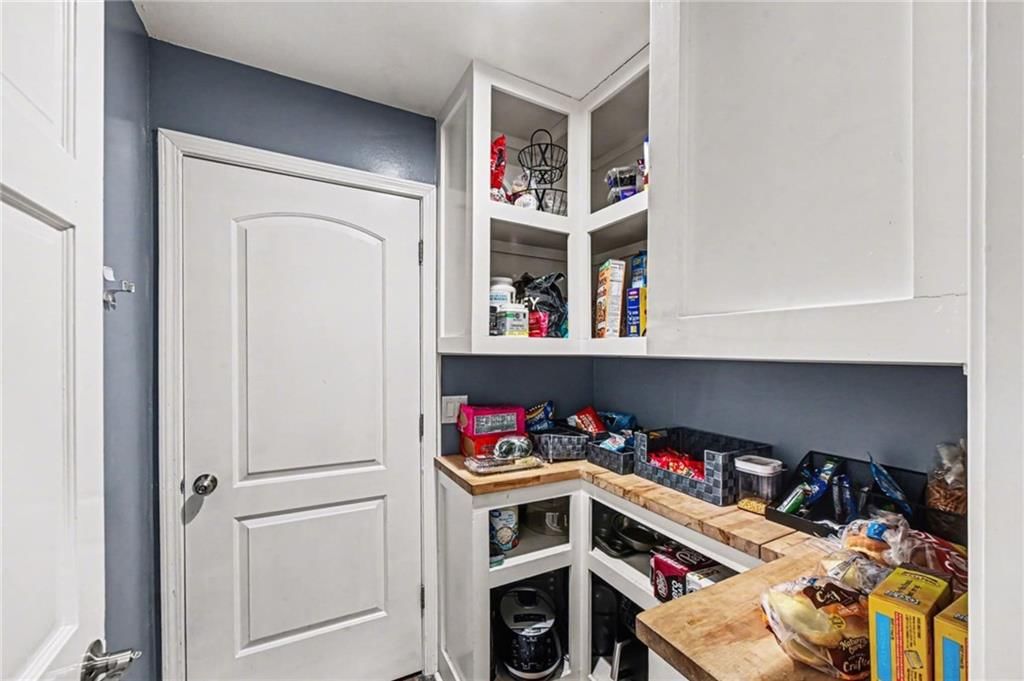 10609 Ballentine Street — photo 15