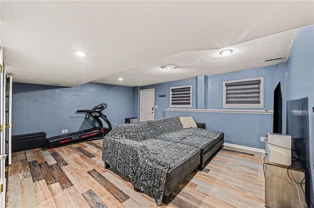 10609 Ballentine Street — photo 25