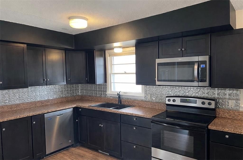 502 NE Ash Street — photo 2