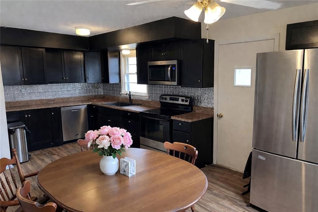 502 NE Ash Street — photo 4