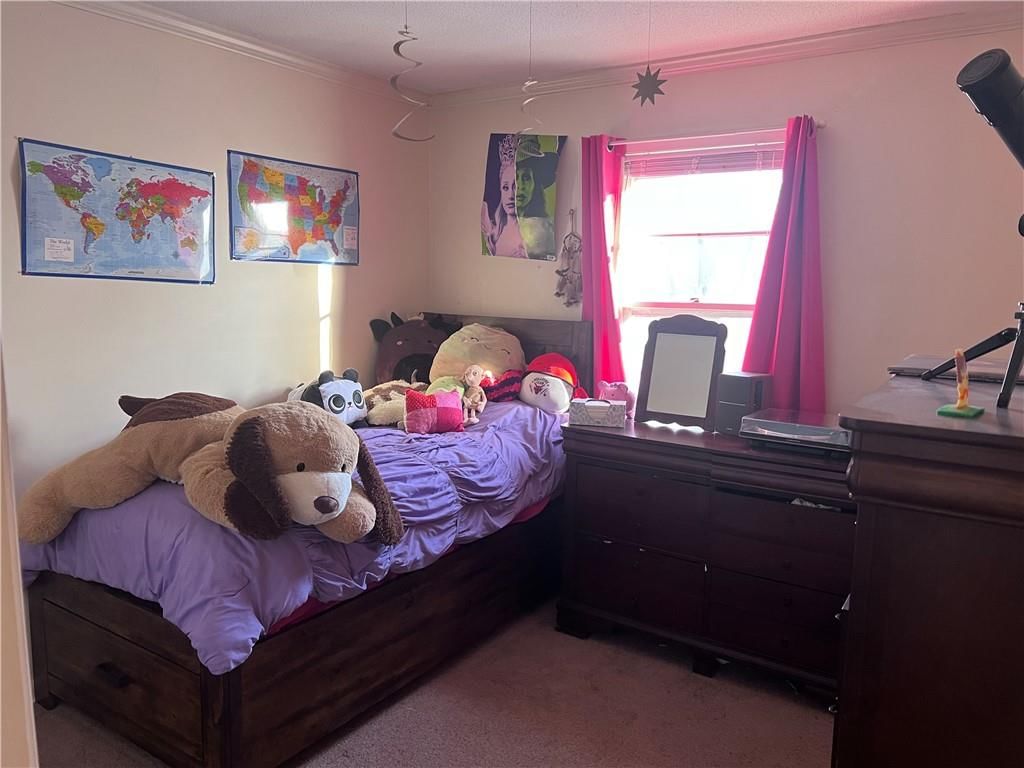 502 NE Ash Street — photo 16