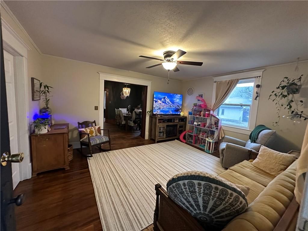 608 Hampshire Street — photo 27