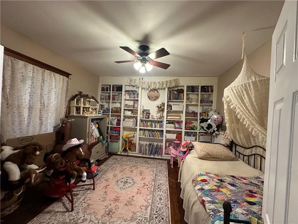 608 Hampshire Street — photo 33
