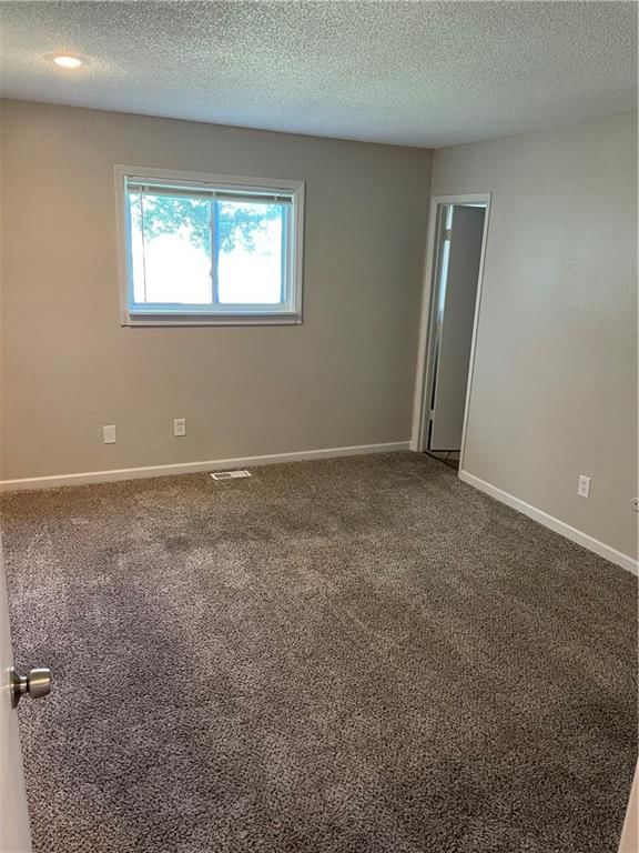 674 NW Valley Brook Road — photo 5