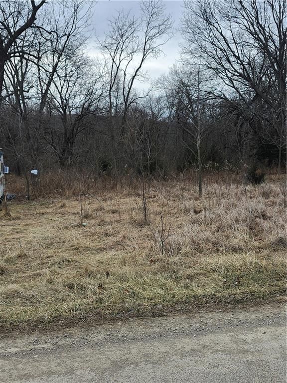 174 Holiday Drive — photo 2
