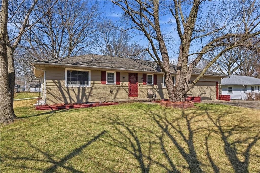 713 S Sunset Drive — photo 2