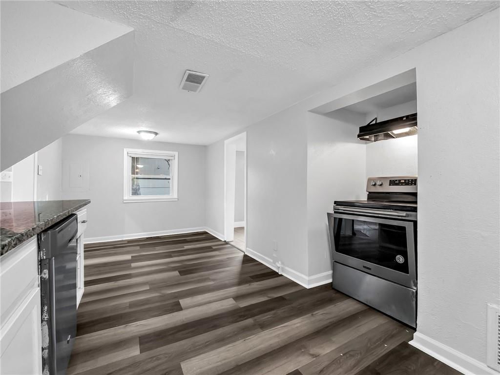 3628 N Flora Avenue — photo 6