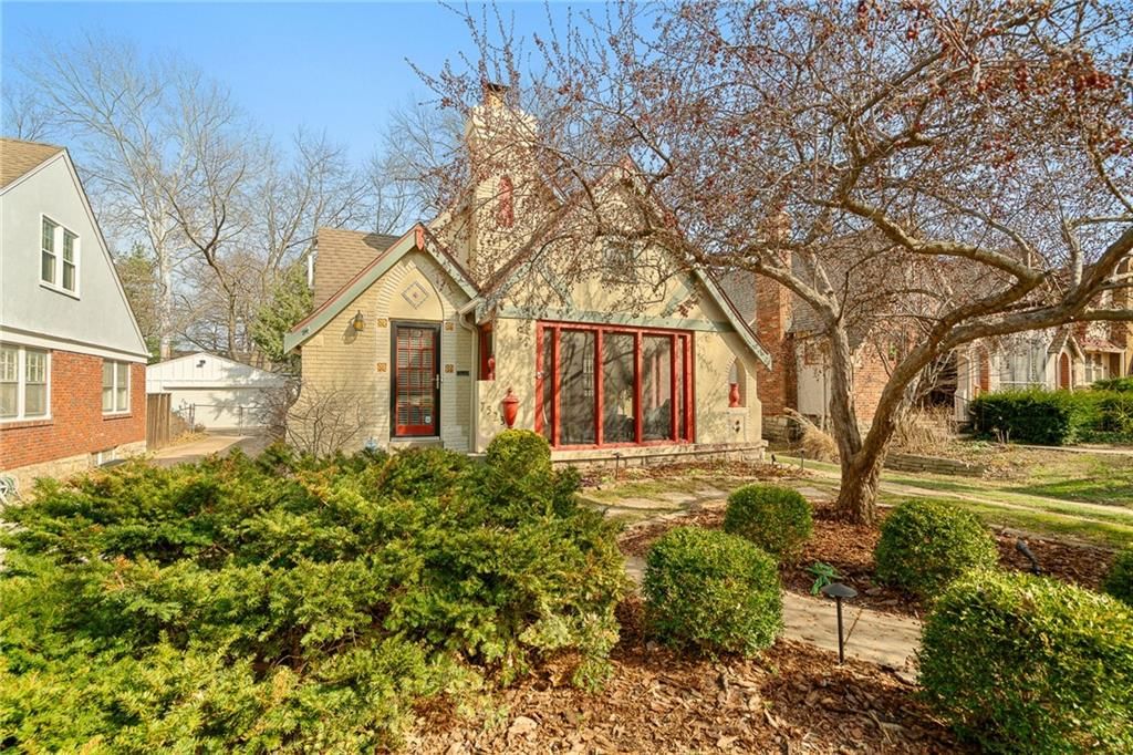 7523 Walnut Street, Kansas City, MO