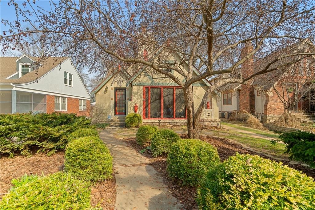 7523 Walnut Street — photo 2