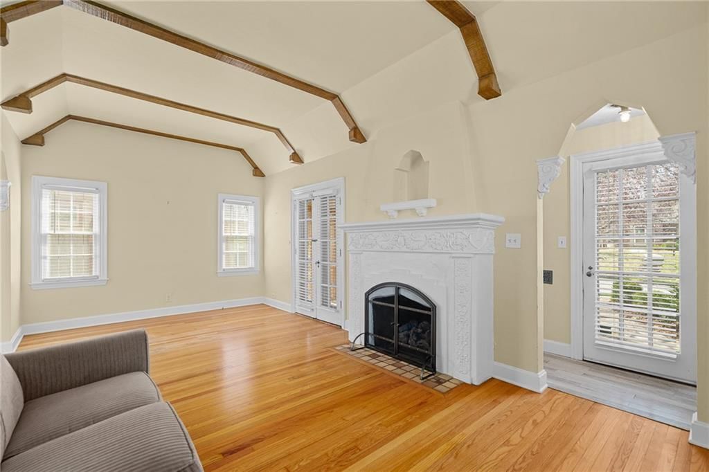 7523 Walnut Street — photo 6