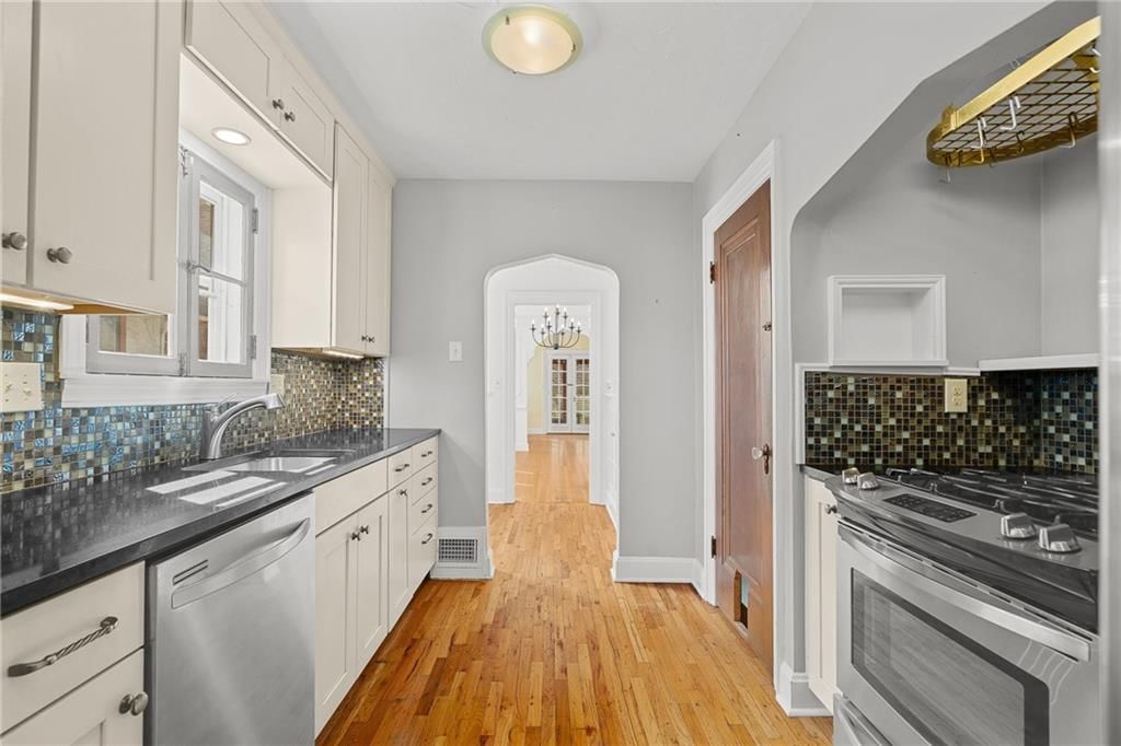 7523 Walnut Street — photo 19