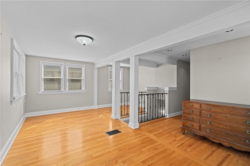 7523 Walnut Street — photo 28
