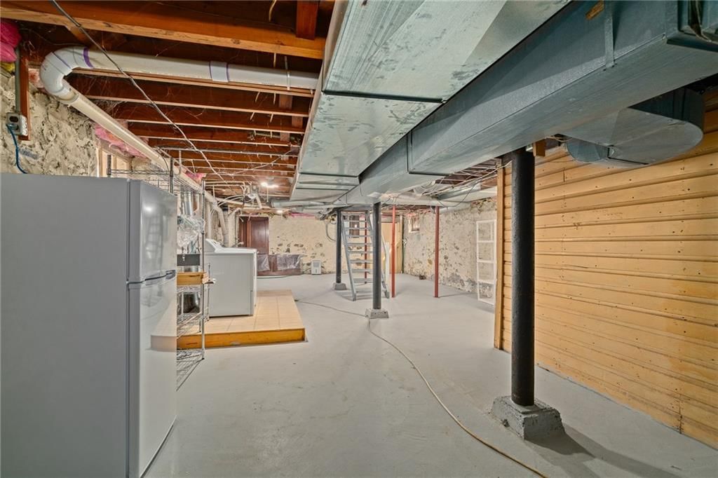 7523 Walnut Street — photo 35