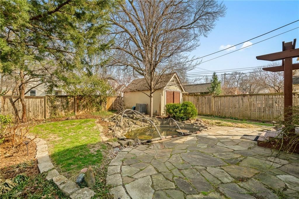 7523 Walnut Street — photo 45