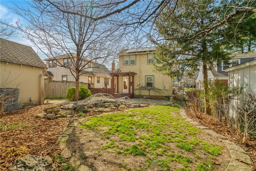 7523 Walnut Street — photo 46