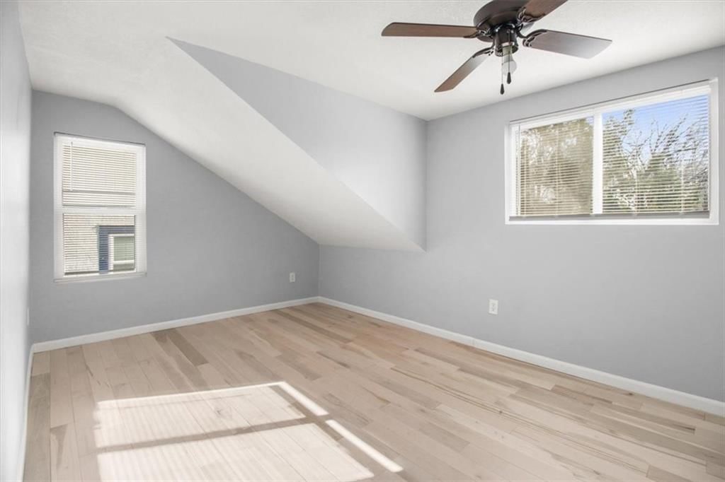 2104 E 24th Terrace — photo 14