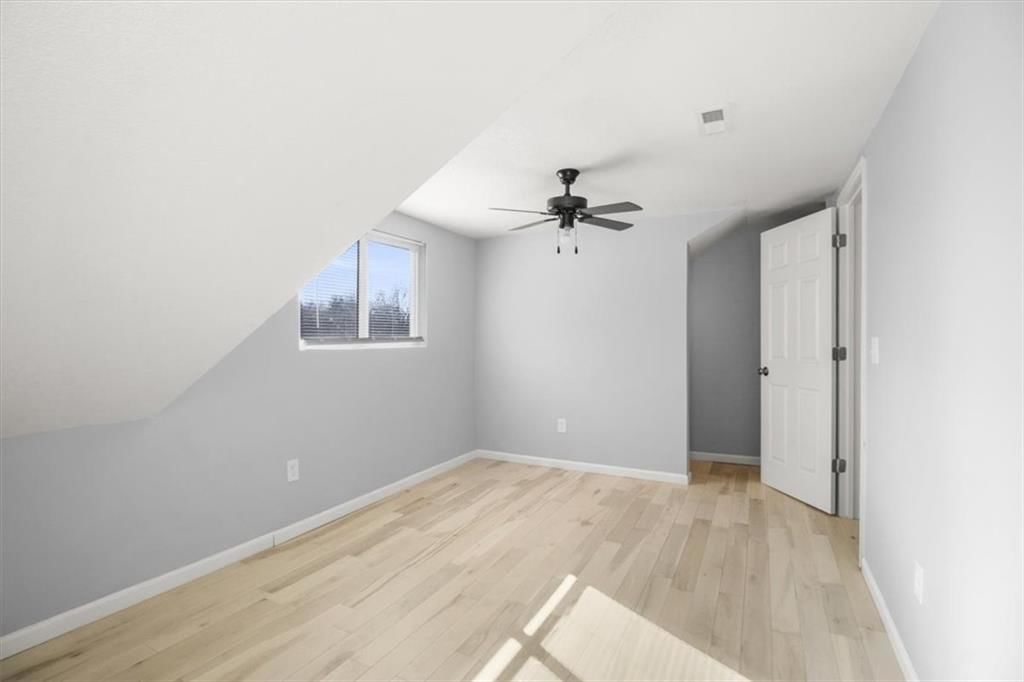 2104 E 24th Terrace — photo 15