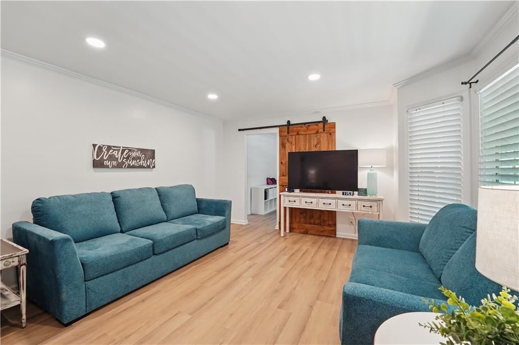 9849 Riggs Street — photo 6