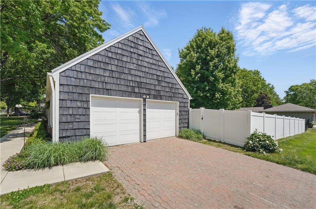 9849 Riggs Street — photo 47