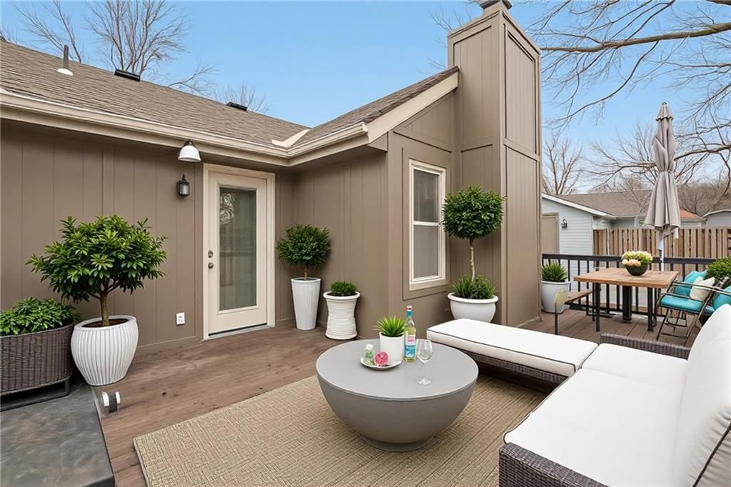 912 NE 108th Terrace — photo 41