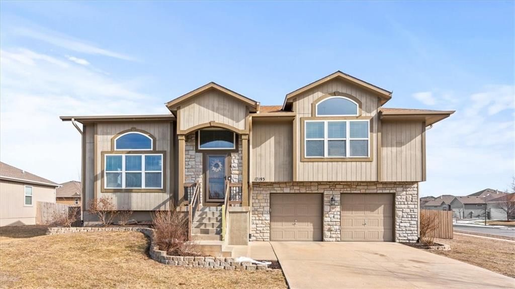 17193 S Kill Creek Road, Gardner, KS