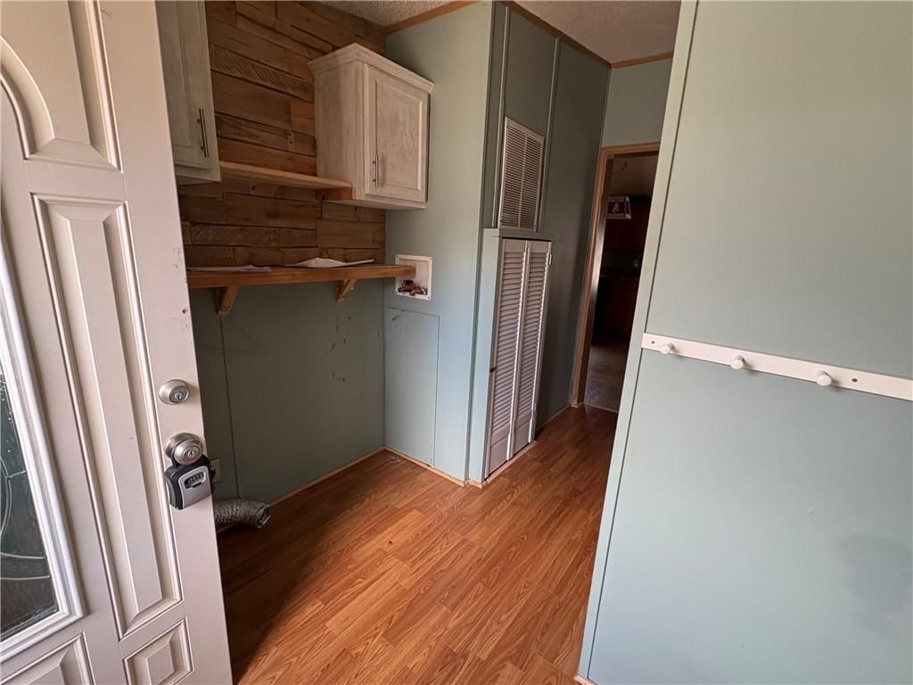 202 N Main Street — photo 4