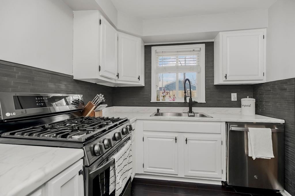 6404 Ballentine Street — photo 13
