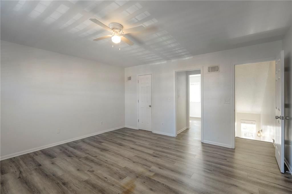 903 W 41ST Place — photo 18
