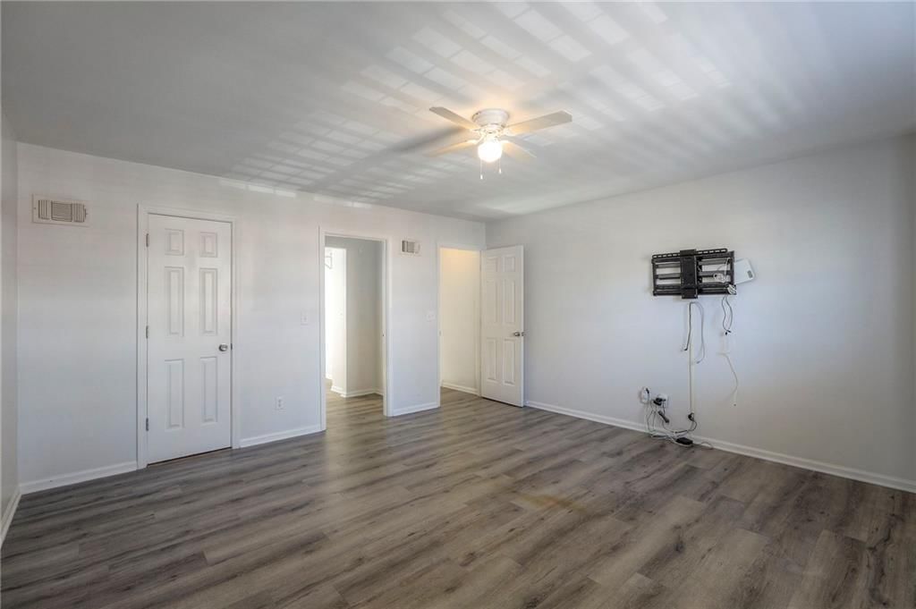 903 W 41ST Place — photo 19