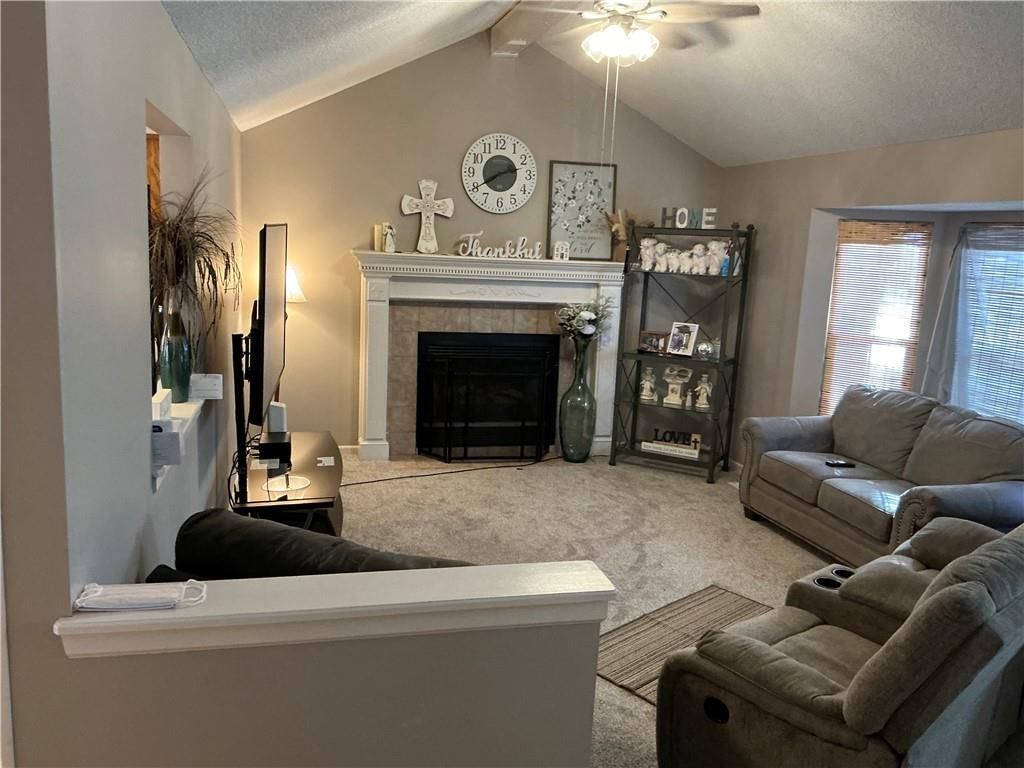 3415 S Davidson Court — photo 2