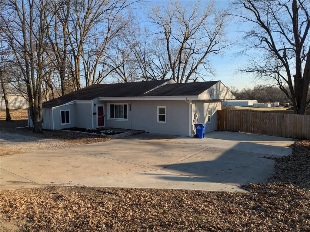 7601 High Grove Road — photo 3
