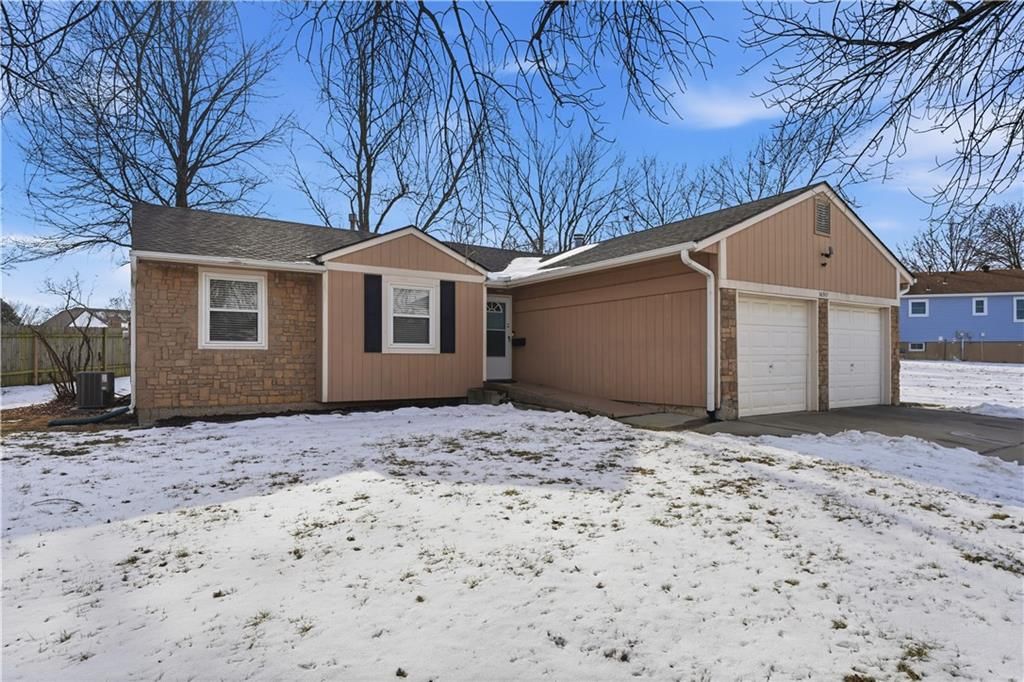 16517 Indian Creek Parkway — photo 2