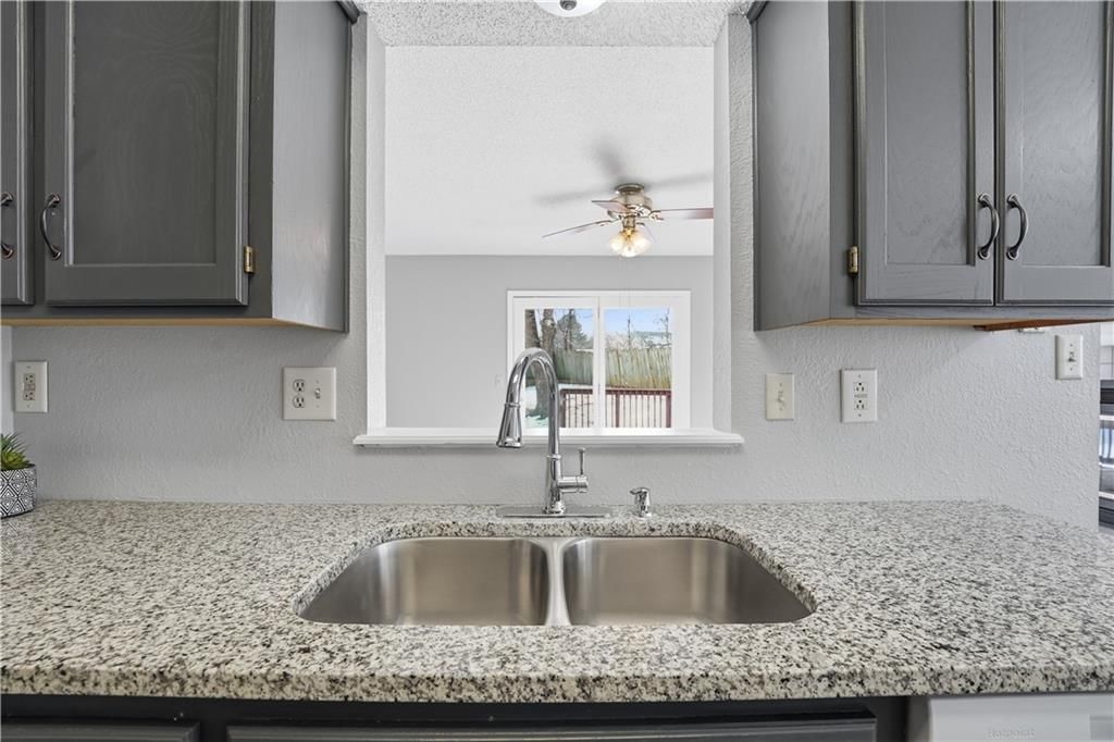 16517 Indian Creek Parkway — photo 11