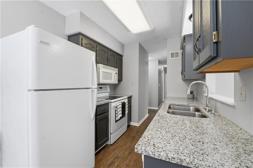 16517 Indian Creek Parkway — photo 12