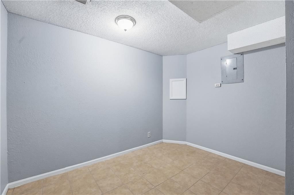 16517 Indian Creek Parkway — photo 29