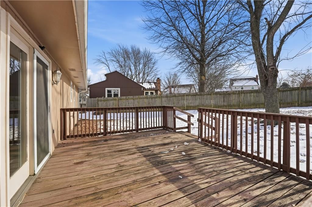 16517 Indian Creek Parkway — photo 30