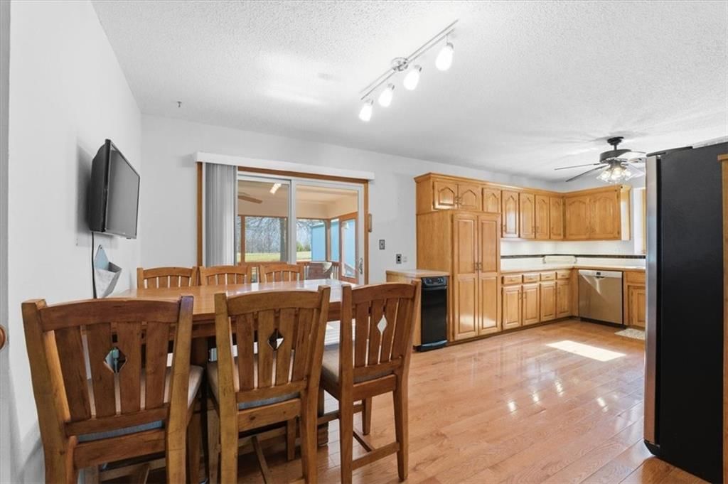 23617 S Chadwick Drive — photo 7