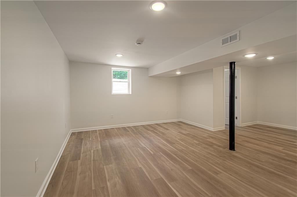 3910 Sewell Avenue — photo 27