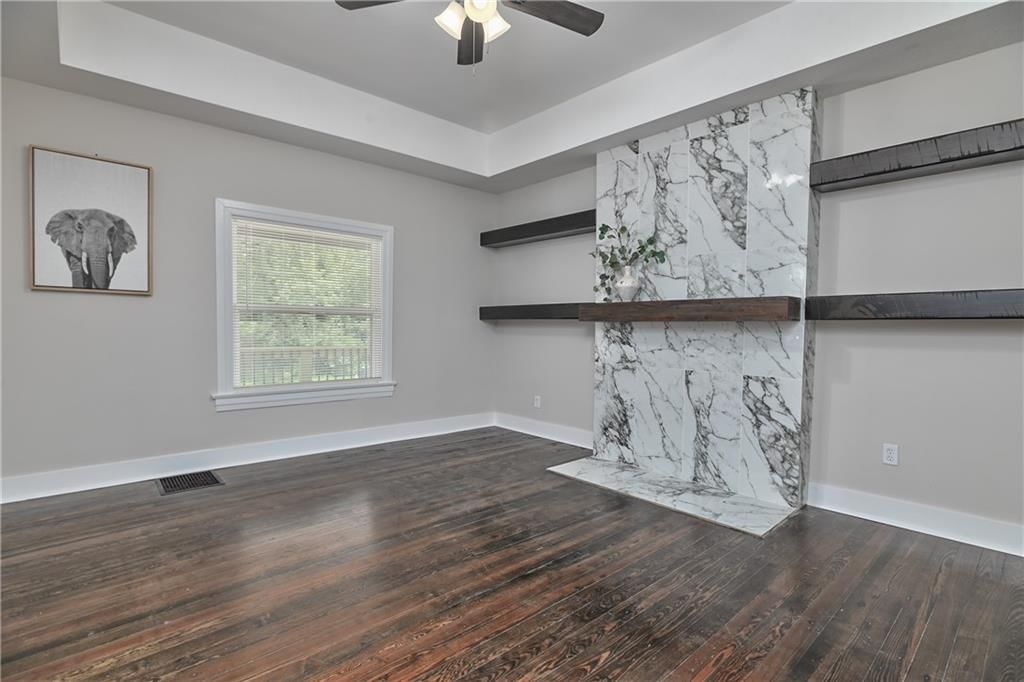 2736 Olive Street — photo 15