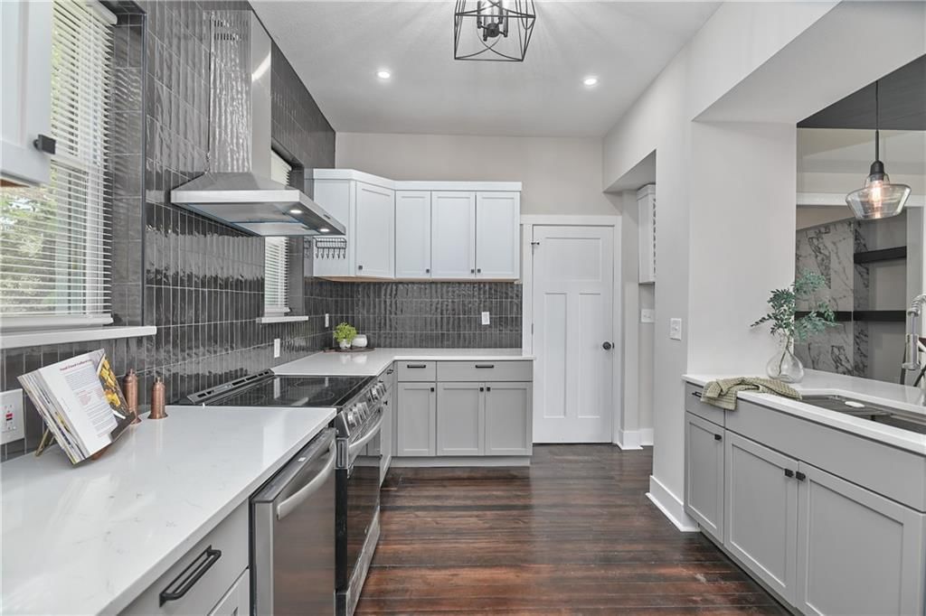 2736 Olive Street — photo 24