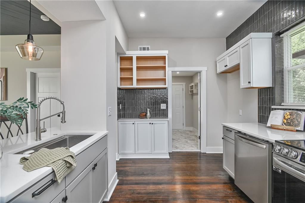 2736 Olive Street — photo 26