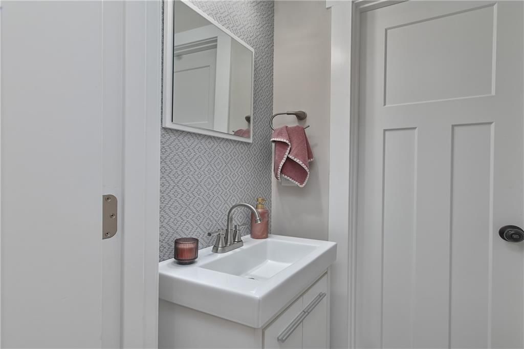 2736 Olive Street — photo 30