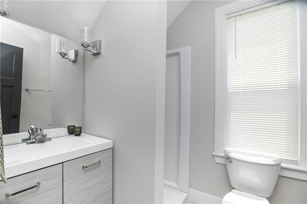 2736 Olive Street — photo 33