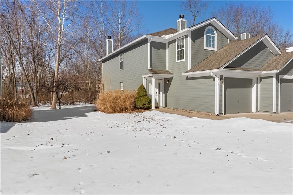 6020 NE Moonstone Drive — photo 2