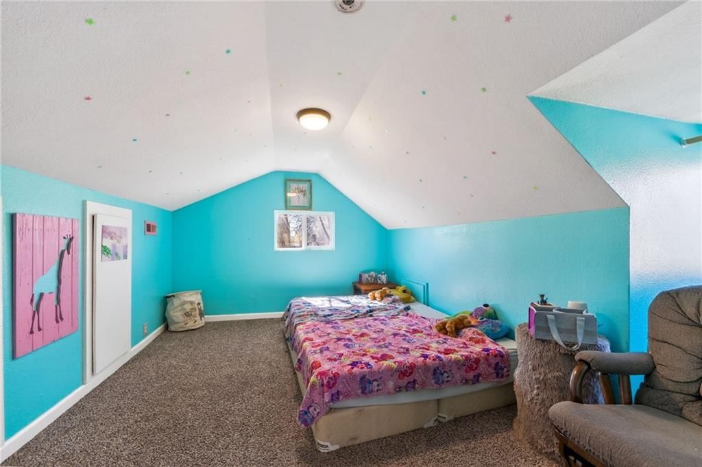 1105 Green Street — photo 16