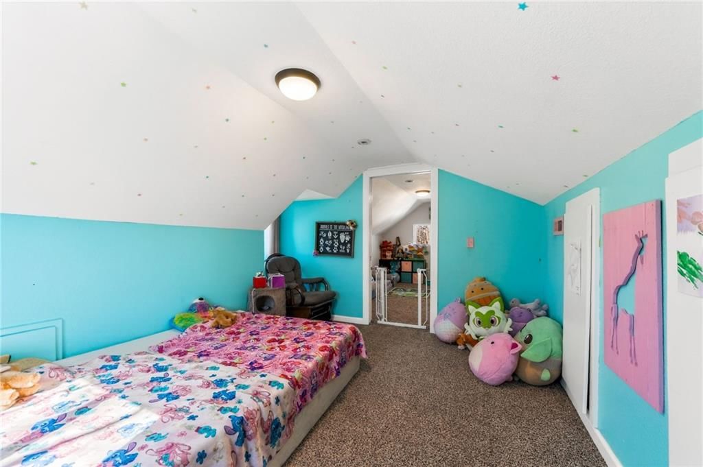 1105 Green Street — photo 17
